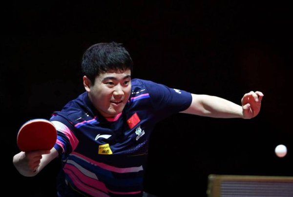 九游娱乐 澳门冠军赛第5日梁靖崑2-3遭逆转 国乒3将进4强